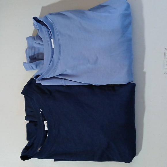 Avia, Womens Size L, Set Of Two Long Sleeve Tops - Picture 1 of 16